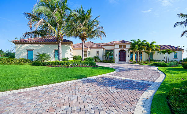 Best Driveway Resurfacing Pavers  in Williamsport, IN